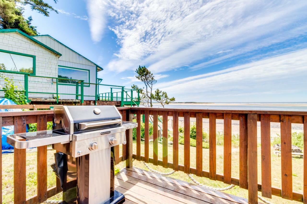 Happy Camp Beachfront Cabin Netarts Εξωτερικό φωτογραφία