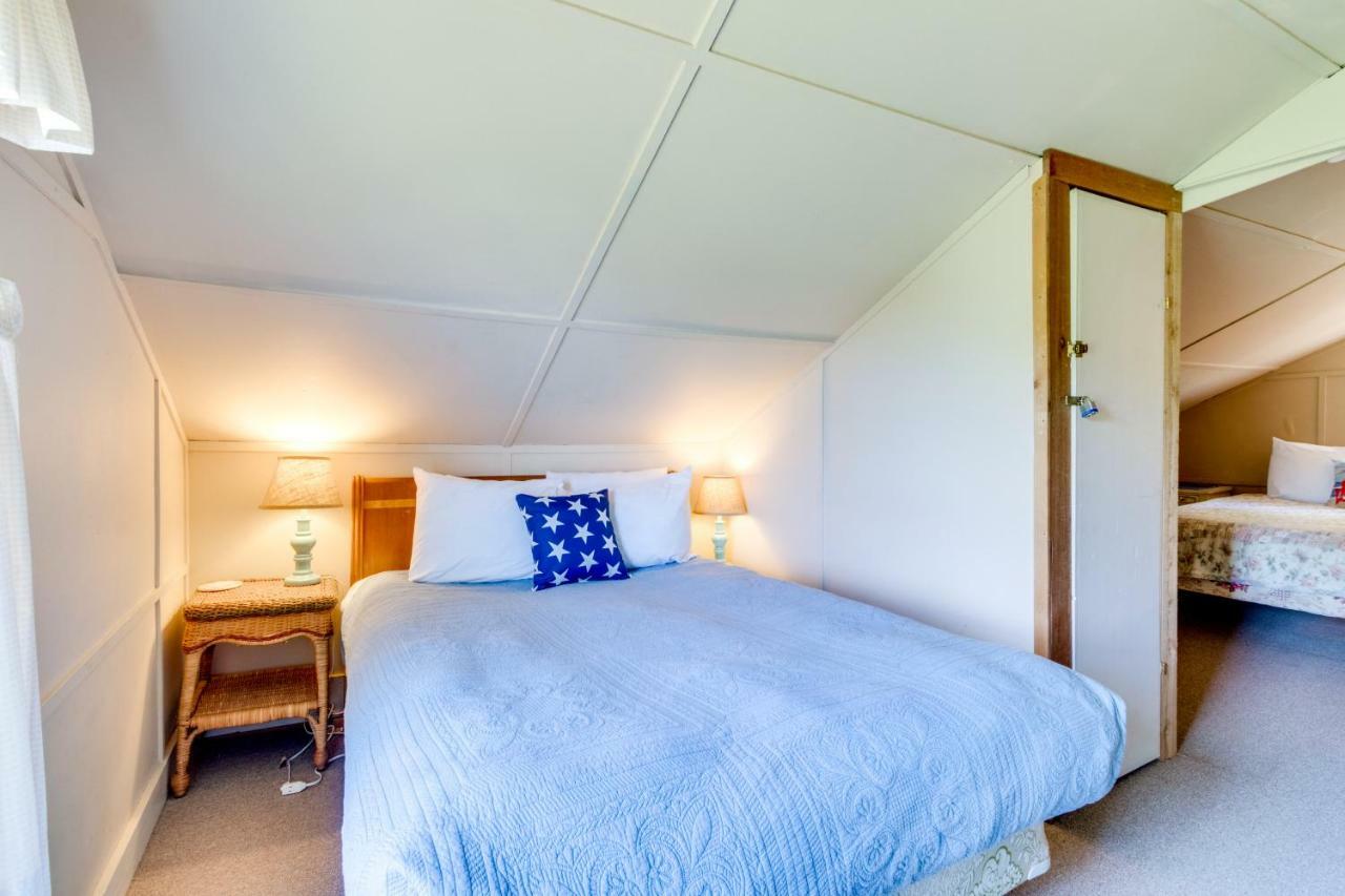 Happy Camp Beachfront Cabin Netarts Εξωτερικό φωτογραφία